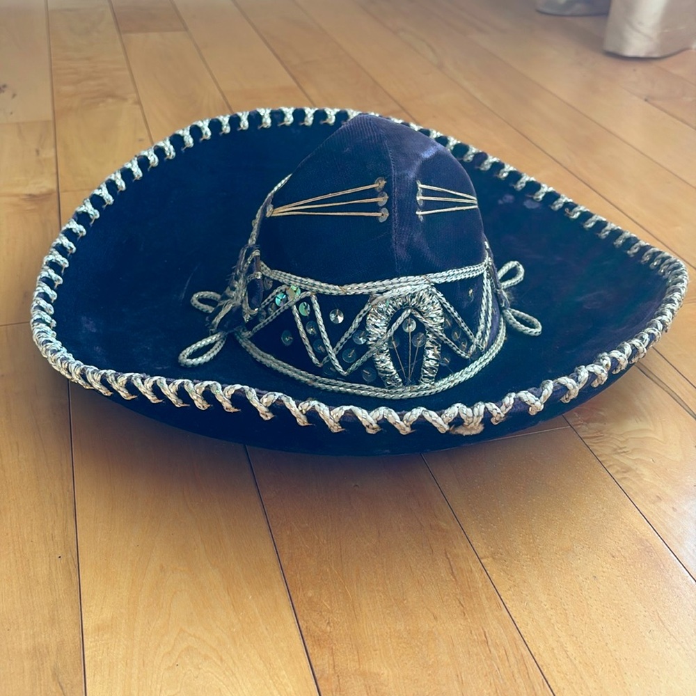 Vintage XXXXX Pigalle Velvet Mexican Charro Mariachi Sombrero Hat, Youth, Navy